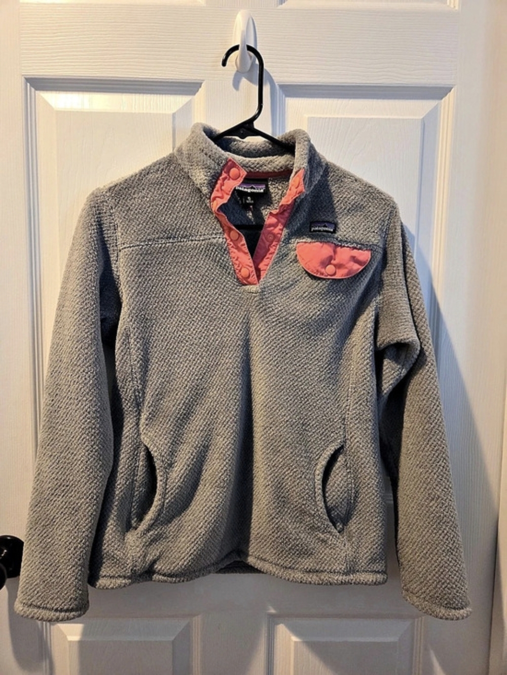 Patagonia Girlss Lightweight Synchilla Snap-T Pullover Gray & Orange XL